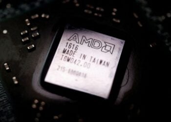 AMD Cuts 1,000 Jobs to Shift to AI Chips to Compete With Nvidia