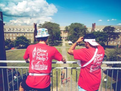 Volunteers at Move-In Day