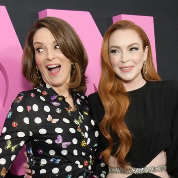 The New Mean Girls Premiere Reunited a Few of the OG Actors