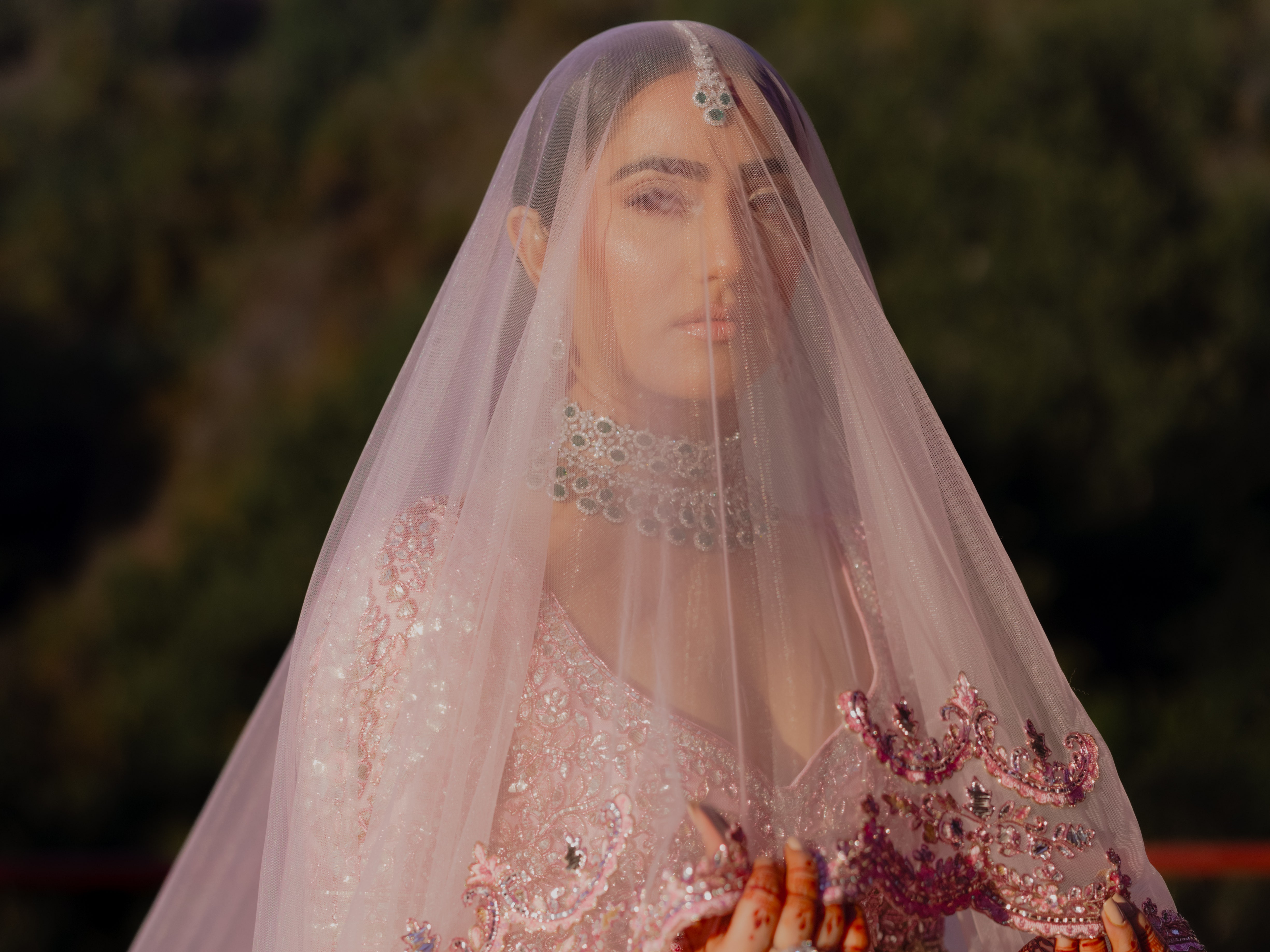 The Coolest Brides Are Saying Their Vows in Colorful Veils