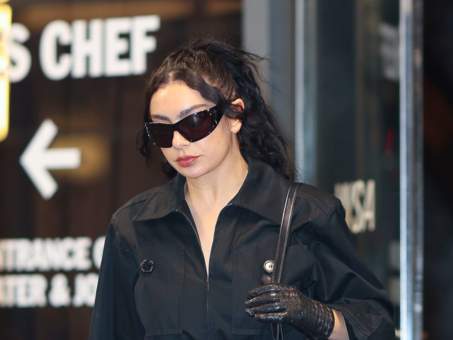 Charli XCX Turns SNL Rehearsals Into a Fall Fashion Masterclass