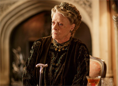 maggie-smith-downton-abbey-244.jpg 