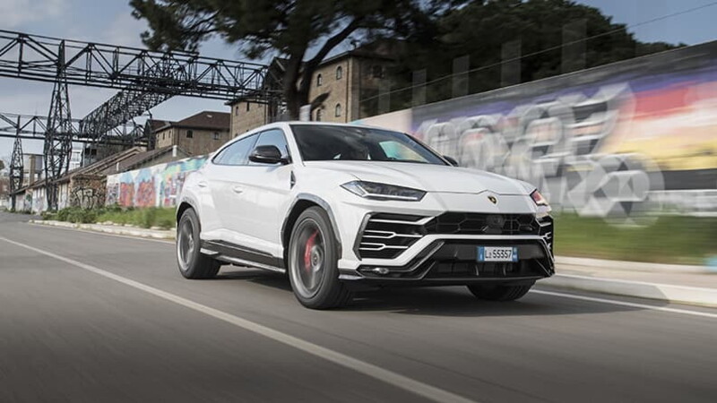 Fast driving in super SUVs - Lamborghini Urus