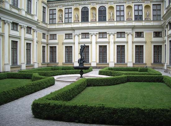 Grotto Courtyard