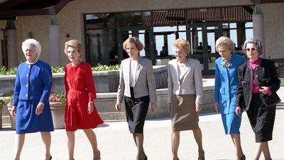 (From left): First Ladies Barbara Bush, Nancy Reagan, Rosalynn Carter, Betty Ford, Pat Nixon, and Lady Bird Johnson at the Dedication of the Ronald Reagan Presidential Library, Simi Valley, California; November 4, 1991. (first lady)