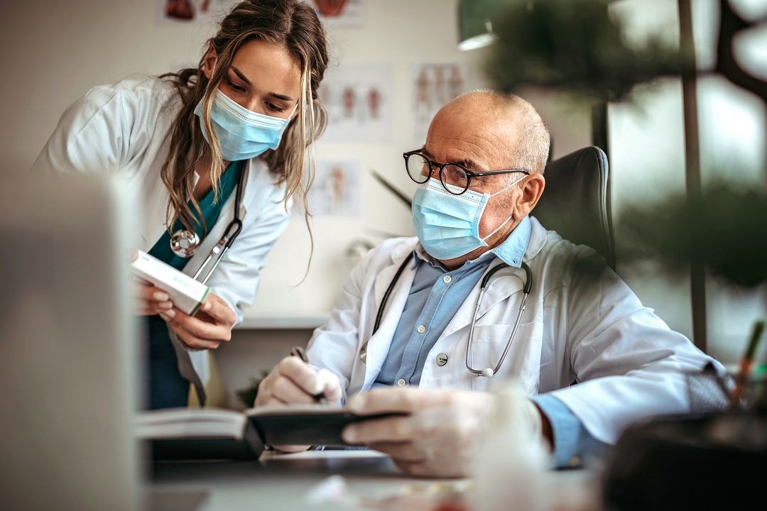 médicos, doctores, cáncer