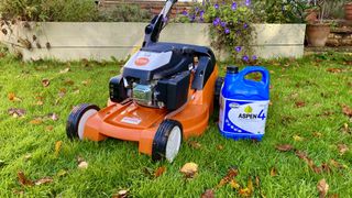 Maintaining a petrol lawn mower