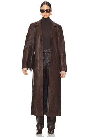 Deadwood, Vargen Trenchcoat