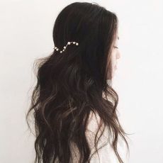 wavy-hair-routine-296671-1638313937405-square