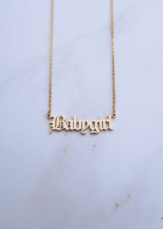 Ten Wilde + Customizable Old English Nameplate Necklace