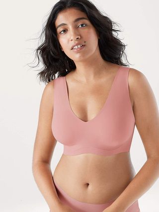 True & Co. + True Body Lift V Neck Bra