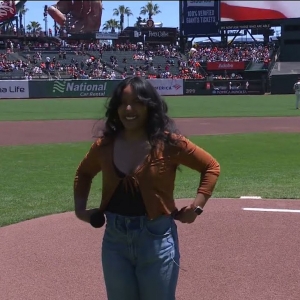 Video: GALILEO's Nicole Kyoung-Mi Lambert Sings National Anthem at San Francisco Gian Photo