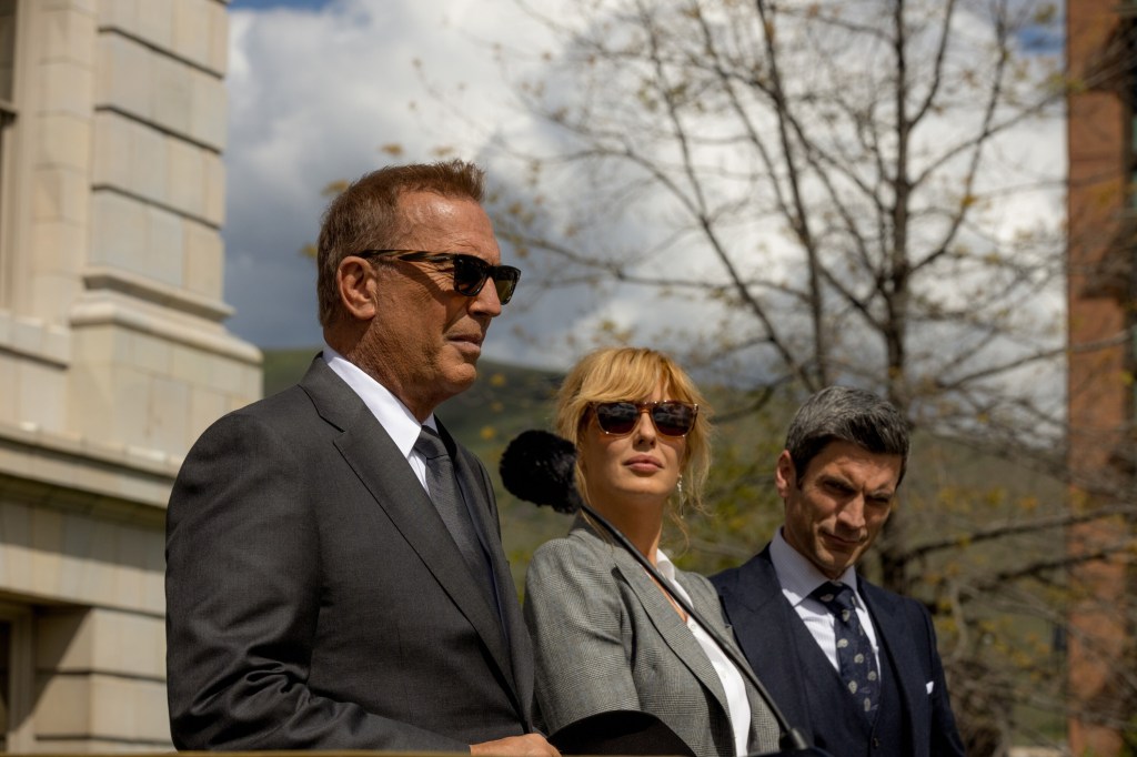 L-R: Kevin Costner, Kelly Reilly andWes Bentley in 'Yellowstone' Season 5