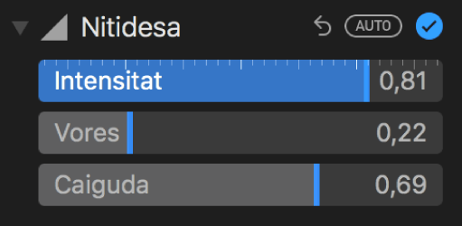 Controls de nitidesa del tauler Ajustar.