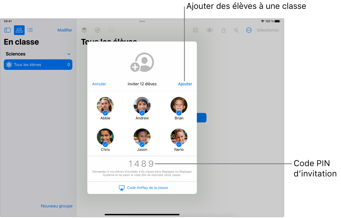 Sous-fenêtre En Classe affichant des élèves invités à rejoindre une classe et le code d’invitation permettant cette opération.
