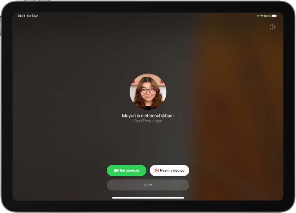 Het scherm 'Neem video op', waarin wordt aangegeven dat de persoon die je belt niet beschikbaar is. In het scherm zie je onder andere de knop 'Bel opnieuw' en de knop 'Neem video op', waarop je kunt tikken om een videobericht op te nemen.
