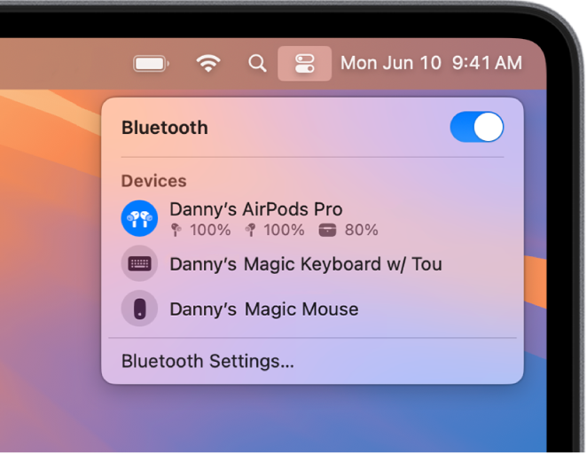 In Centro di Controllo, si apre il menu Bluetooth con gli AirPod Pro di Daniele connessi.