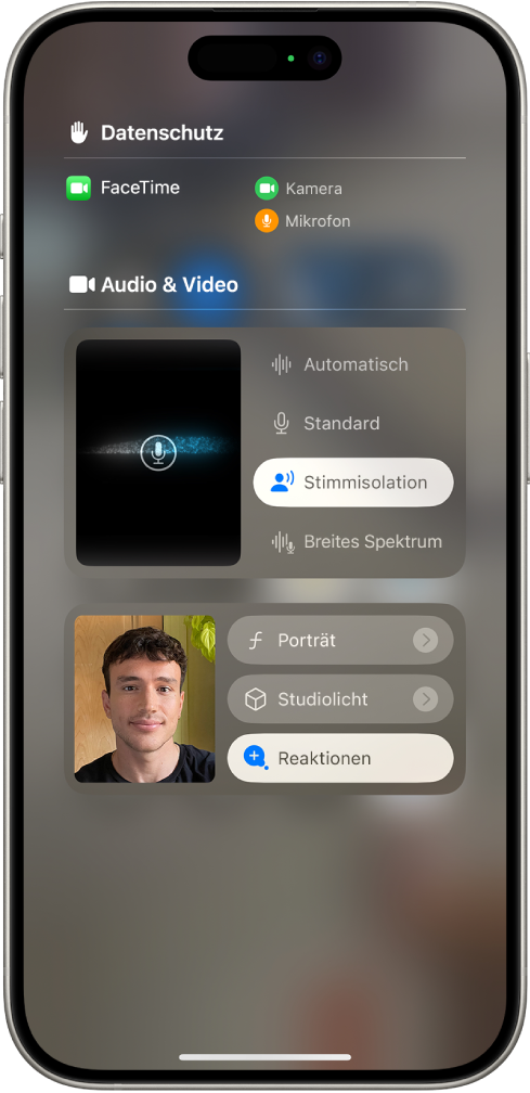 Die Einstellungen für FaceTime-Anrufe im Kontrollzentrum mit den Audioeinstellungen und den Optionen „Standard“, „Stimmisolation“ und „Breites Spektrum“.