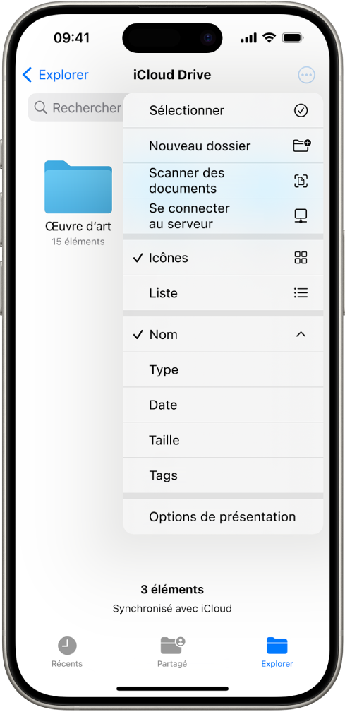L’app Fichiers avec le bouton Plus sélectionné. Le menu qui s’affiche contient les options suivantes : Sélectionner, « Nouveau dossier », « Scanner des documents » et « Se connecter au serveur ». Sous ce menu figurent les options pour afficher les éléments à l’écran sous forme d’icônes ou de liste. En bas du menu se trouvent les options de tri par Nom, Type, Date, Taille et Tags, suivies de « Options de présentation ».