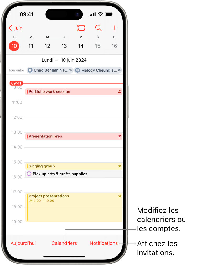 Un calendrier dans la présentation Jour affichant les évènements du jour. Le bouton Calendriers se trouve en bas de l’écran, au milieu, et le bouton Notifications se trouve en bas à droite.