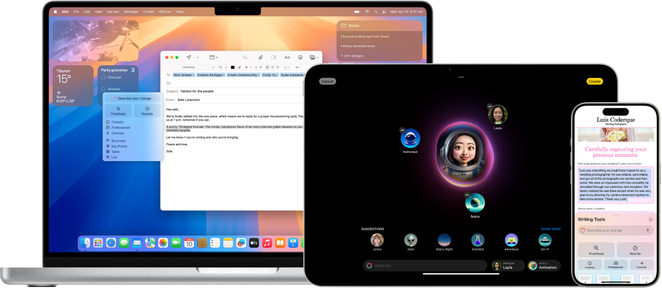 Da sinistra a destra, un Mac mostra gli strumenti di scrittura utilizzati in un’email, iPad mostra Image Playground e iPhone mostra una Genmoji in un thread di messaggi.