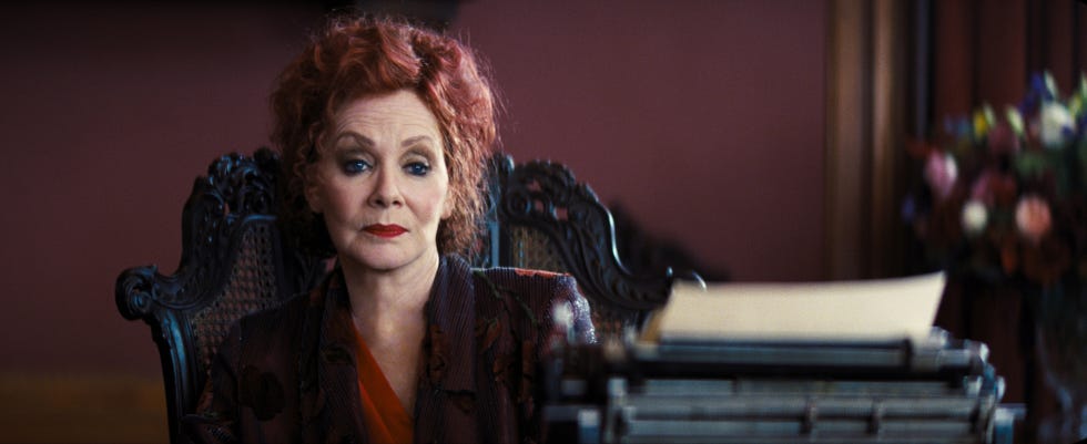 jean smart in babylon