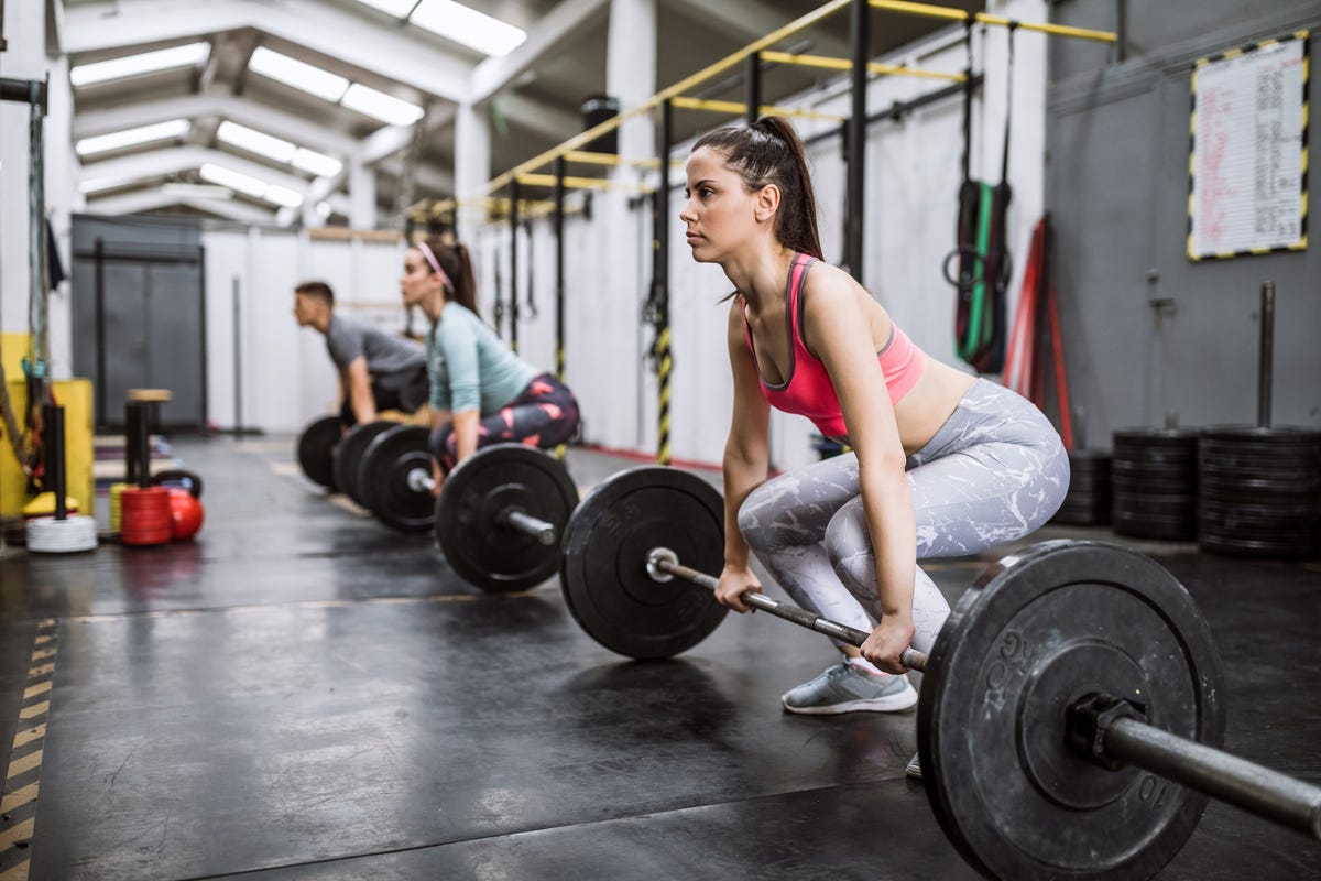 heavy weightlifting in gym 5x5 workout