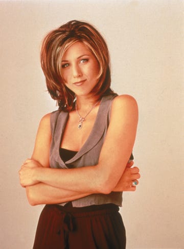 promotional portrait of american actor jennifer aniston for the television series, friends, c 1995 photo by nbc televisiongetty images