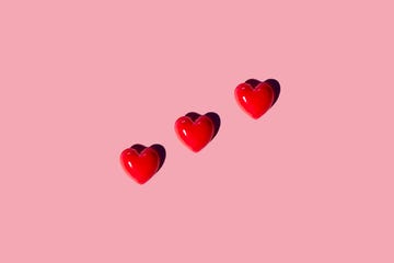 red hearts pink background