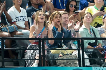 savannah guthrie and hoda kotb cheer during the artistic gymnastics women's team final in the 2024 paris olympics