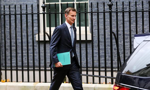 What does Hunt's tax raid mini-Budget mean for you? This is Money podcast