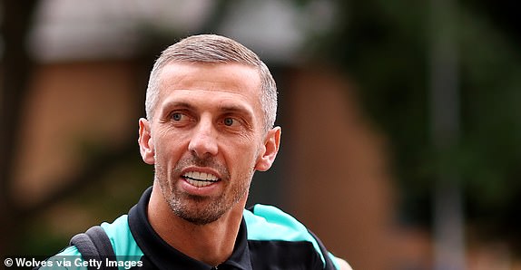 WOLVERHAMPTON, ENGLAND - SEPTEMBER 28: Gary O'Neil, head coach of Wolverhampton Wanderers arrives at the stadium ahead of the Premier League match between Wolverhampton Wanderers FC and Liverpool FC at Molineux on September 28, 2024 in Wolverhampton, England. (Photo by Jack Thomas - WWFC/Wolves via Getty Images)