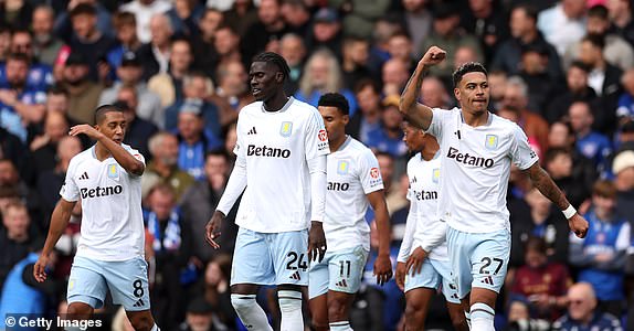 IPSWICH, ENGLAND - SEPTEMBER 29: Morgan Rogers of Aston Villa celebrates scoring his team's first goal during the Premier League match between Ipswich Town FC and Aston Villa FC at Portman Road on September 29, 2024 in Ipswich, England. (Photo by Julian Finney/Getty Images)