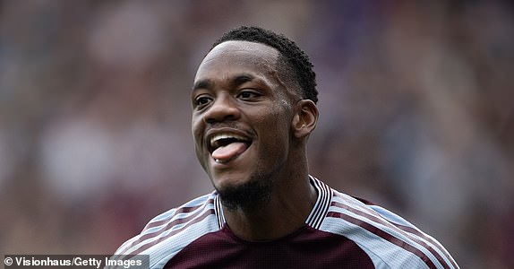 BIRMINGHAM, ENGLAND - SEPTEMBER 21: Jhon Duran of Aston Villa celebrates scoring his team's third goal during the Premier League match between Aston Villa FC and Wolverhampton Wanderers FC at Villa Park on September 21, 2024 in Birmingham, England. (Photo by Joe Prior/Visionhaus via Getty Images)