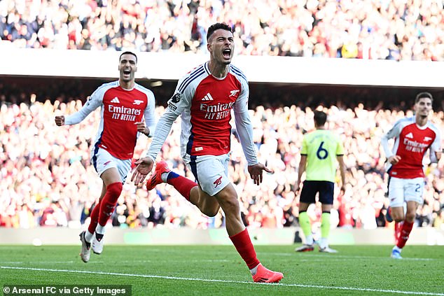 Gabriel Martinelli completed the turnaround before Bukayo Saka added a third goal