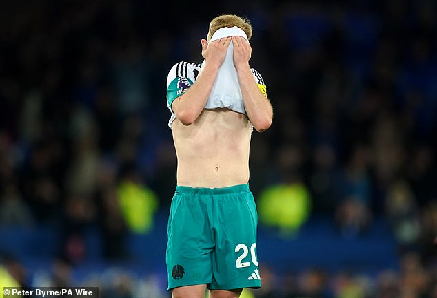 Gordon's miss eventually proved to be decisive as points were shared in the Premier League clash