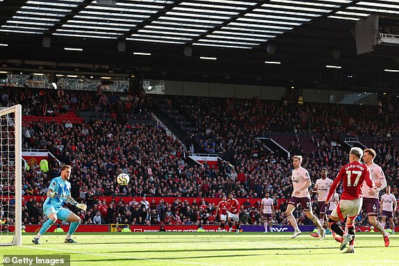 MANCHESTER, ENGLAND - OCTOBER 19: Alejandro Garnacho of Manchester United scores a goal to make it 1-1 during the Premier League match between Manchester United FC and Brentford FC at Old Trafford on October 19, 2024 in Manchester, England. (Photo by Robbie Jay Barratt - AMA/Getty Images)