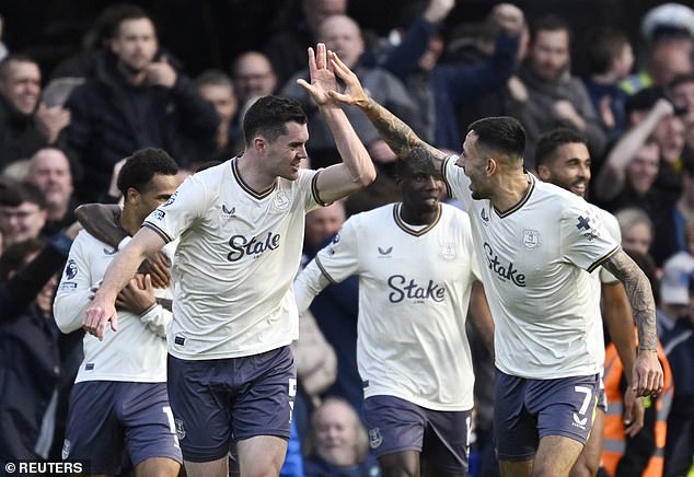 Everton extended their unbeaten run to four matches after beating Ipswich at Portman Road