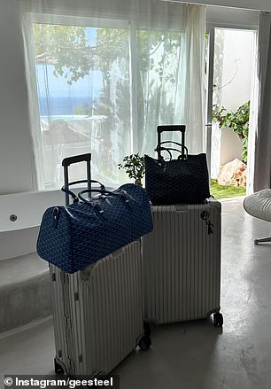 Georgia also shared a picture of seemingly matching couples' suitcases