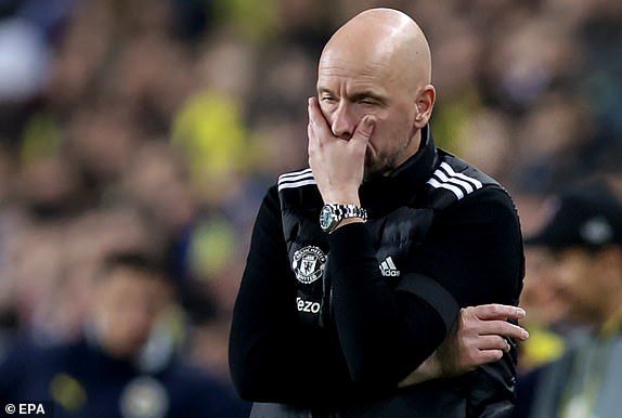 epa11681395 Manchester United manager Erik ten Hag watches from the touchline during the UEFA Europa League soccer match between Fenerbahce SK and Manchester United, in Istanbul, Turkey, 24 October 2024.  EPA/ERDEM SAHIN