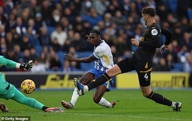 Danny Welbeck opened the scoring for the hosts shortly before half-time at the Amex