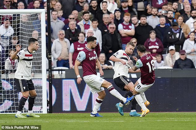 A collision between Matthijs de Ligt and Danny Ings ended up with West Ham having a penalty