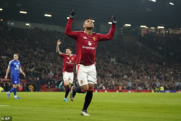 Casemiro scored one of the goals of the season in the first half to open the scoring for United