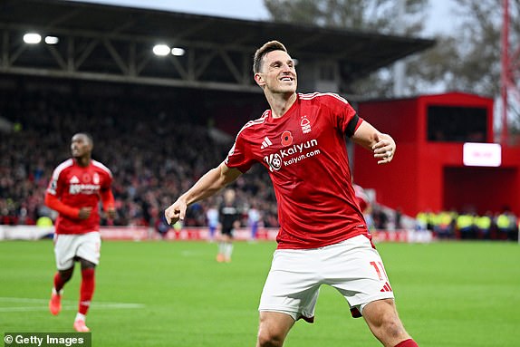 NOTTINGHAM, ENGLAND - NOVEMBER 02: Chris Wood of Nottingham Forest celebrates scoring his team's first goal during the Premier League match between Nottingham Forest FC and West Ham United FC at City Ground on November 02, 2024 in Nottingham, England. (Photo by Michael Regan/Getty Images)