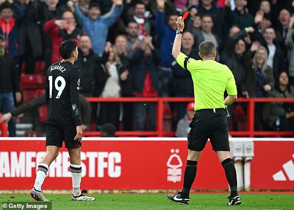 NOTTINGHAM, ENGLAND - NOVEMBER 02: Edson Alvarez of West Ham United leaves the pitch after he is shown a red card following a second yellow card by Referee Peter Bankes during the Premier League match between Nottingham Forest FC and West Ham United FC at City Ground on November 02, 2024 in Nottingham, England. (Photo by Michael Regan/Getty Images)