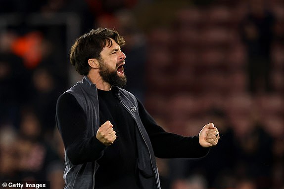 SOUTHAMPTON, ENGLAND - NOVEMBER 02:  Russell Martin, Manager of Southampton, celebrates victory after the Premier League match between Southampton FC and Everton FC at St Mary's Stadium on November 02, 2024 in Southampton, England. (Photo by Charlie Crowhurst/Getty Images)