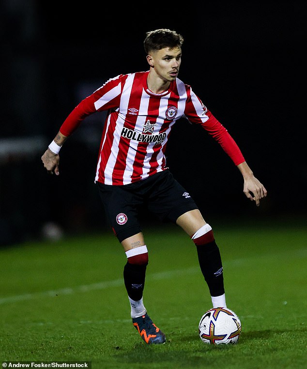 Romeo, 22, followed in his father's footsteps by pursuing a football career, first playing for Fort Lauderdale FC and later Brentford B, although he has since shifted his focus to modelling