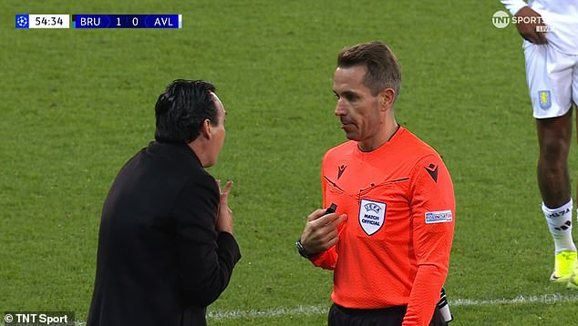 Unai Emery protested with referee Tobias Stieler but to no avail as Villa conceded a penalty