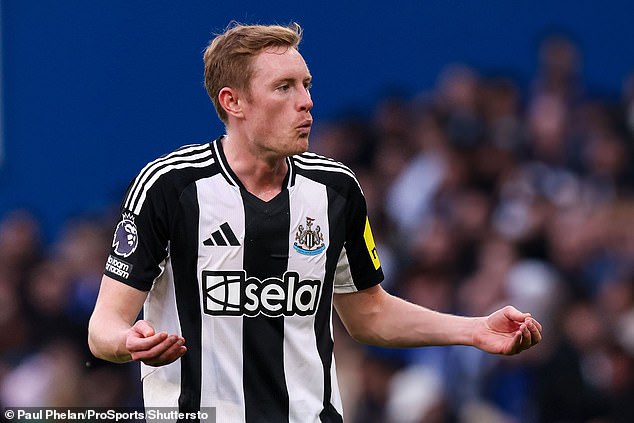 Sean Longstaff will miss Newcastle's Carabao Cup quarter-final due to suspension