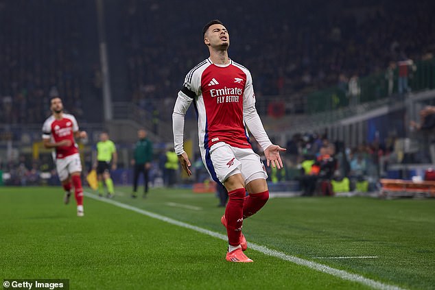 Gabriel Martinelli was the only Arsenal attacker who runs tried to run in behind the defence